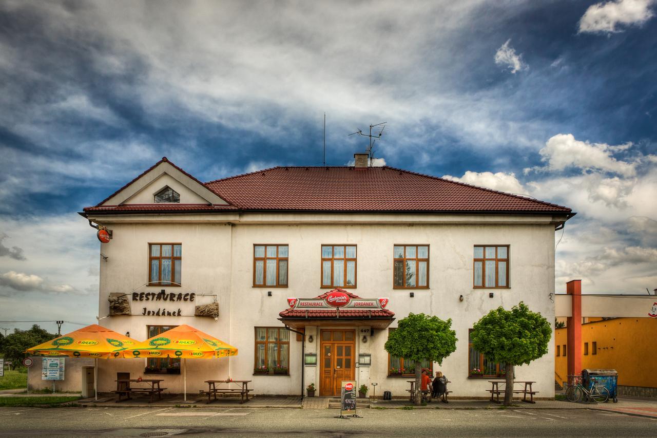 Hotel Jordanek Opočno Zewnętrze zdjęcie